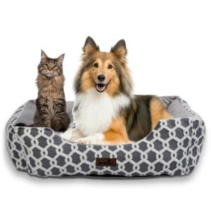Postelja za pse in mačke - z vzorcem | velikost L