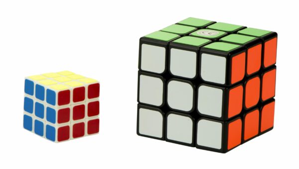 Rubikova kocka 5,65 x 5,65 cm + 3 x 3 cm | 2 kosa