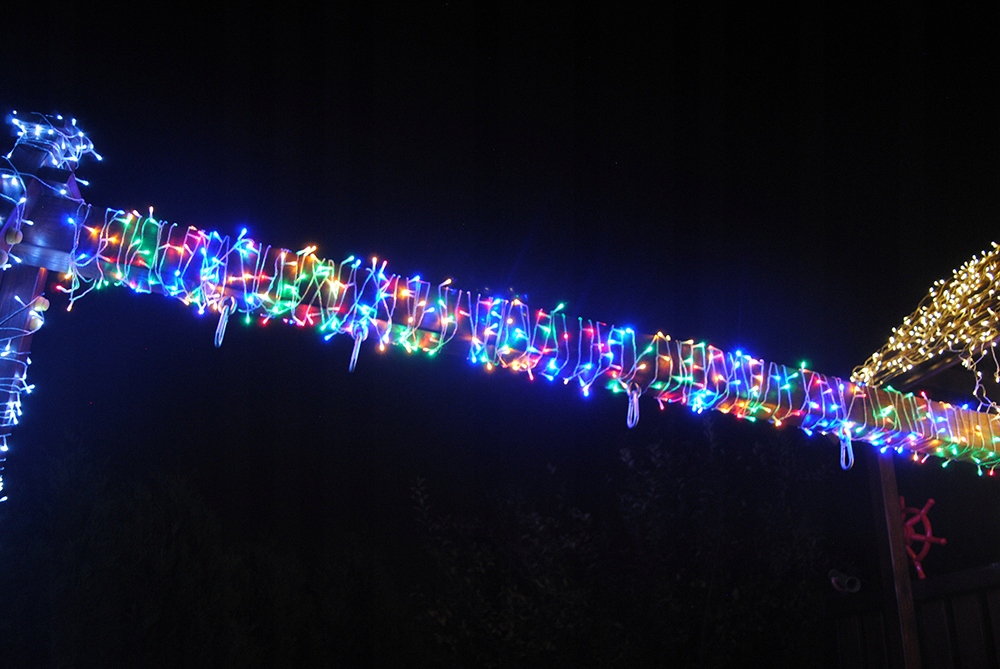 Vianocne-osvetlenie-200-LED-23m-farebne-20.jpg