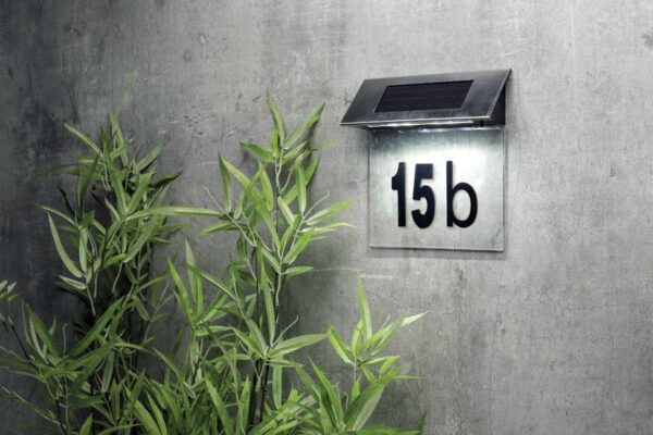 Solarna razsvetljava hišna številka MagicHome - 18,5x5x19 cm