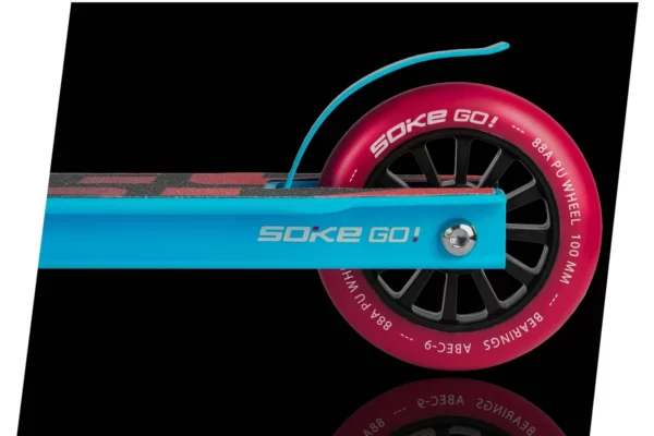 Skotirka prostega sloga Soke GO! | modro-rožnata