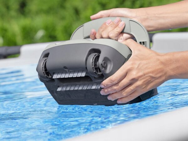 Avtomatski sesalnik za bazen Aquatronix | Bestway