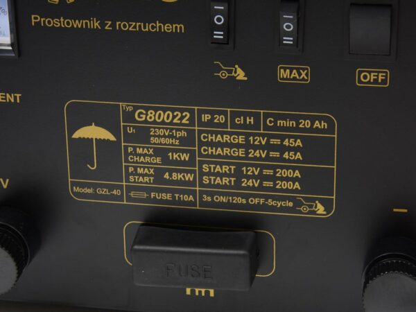 Avtomobilski polnilnik z zaganjalnikom, 200A, 12/24V | GEKO - Image 4
