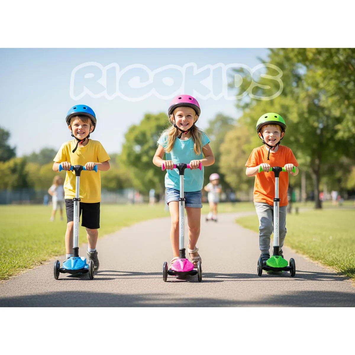 Trikolesni skuter s svetlečimi lučmi, roza | Ricokids Jelly